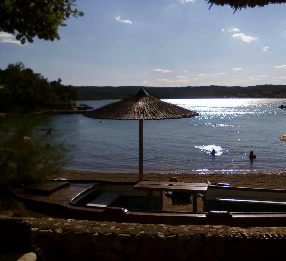 Apartment Sun & Sea คิร์ก ภายนอก รูปภาพ