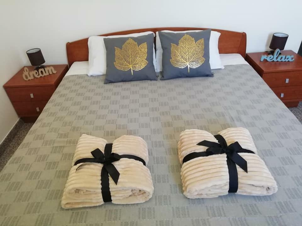 Apartment Sun & Sea คิร์ก ภายนอก รูปภาพ
