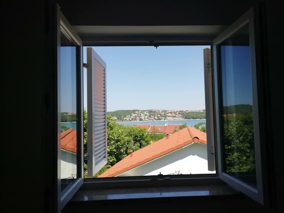 Apartment Sun & Sea คิร์ก ภายนอก รูปภาพ