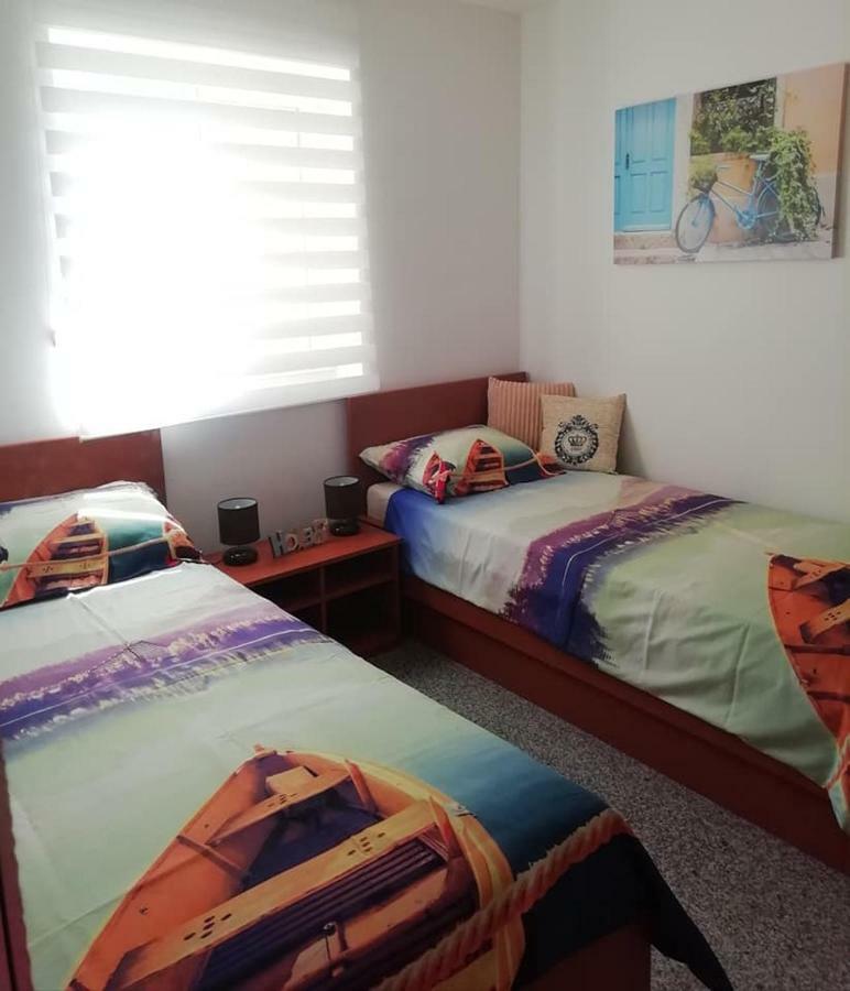 Apartment Sun & Sea คิร์ก ภายนอก รูปภาพ